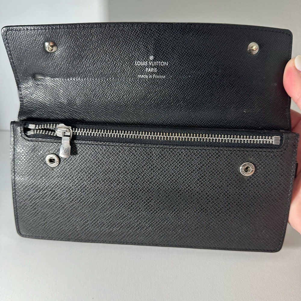 LOUIS VUITTON Portefeuille Accordion Wallet - Black - Picture 2 of 7